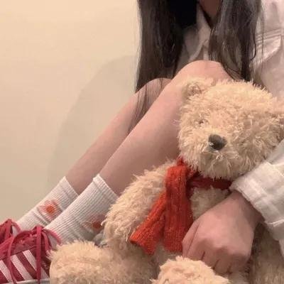 低头不见抬头见